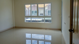 3 Bedroom Townhouse for sale in Bang Phueng, Samut Prakan
