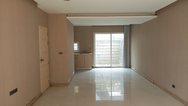 3 Bedroom Townhouse for sale in Deluxe Town Ramintra, Tha Raeng, Bangkok near MRT Maiyalap