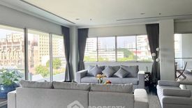 4 Bedroom Apartment for rent in Baan Koon Apartment, Thung Maha Mek, Bangkok