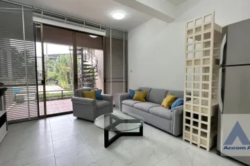 6 Bedroom Townhouse for rent in Sam Sen Nai, Bangkok near BTS Saphan Kwai