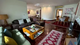 5 Bedroom Townhouse for rent in Thung Maha Mek, Bangkok