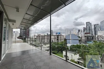 3 Bedroom Condo for sale in La Citta Penthouse Thonglor 8, Khlong Tan Nuea, Bangkok near BTS Thong Lo