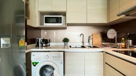 2 Bedroom Condo for rent in SOCIO Reference 61, Khlong Tan Nuea, Bangkok near BTS Ekkamai