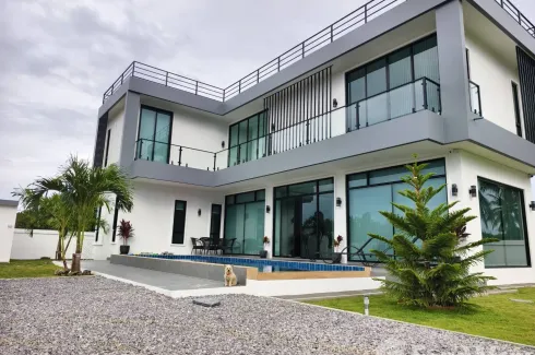 4 Bedroom Villa for sale in Sam Roi Yot, Prachuap Khiri Khan