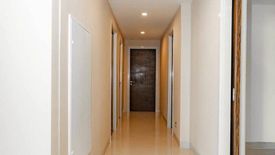 4 Bedroom Condo for sale in Watermark Chaophraya River, Bang Lamphu Lang, Bangkok