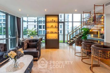 2 Bedroom Condo for rent in The Room Sukhumvit 21, Khlong Toei Nuea, Bangkok near MRT Sukhumvit