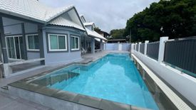 5 Bedroom Villa for sale in Rawai, Phuket