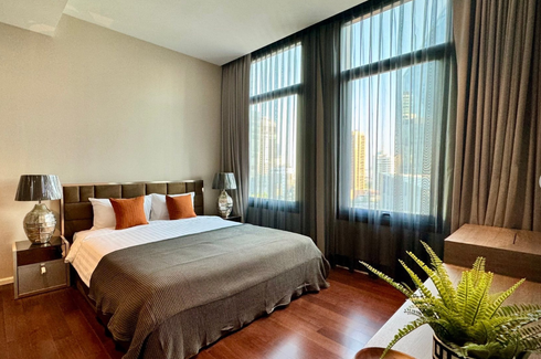 1 Bedroom Condo for sale in The Diplomat 39, Khlong Tan Nuea, Bangkok near BTS Phrom Phong
