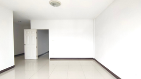 1 Bedroom Commercial for sale in Saphan Sung, Bangkok