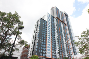 1 Bedroom Condo for sale in XT Huaikhwang, Din Daeng, Bangkok near MRT Huai Khwang