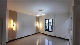 3 Bedroom Townhouse for sale in Karnkanok Ville 6, Don Kaeo, Chiang Mai