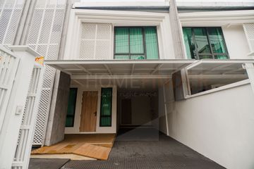 3 Bedroom Townhouse for rent in Khlong Tan Nuea, Bangkok near BTS Thong Lo