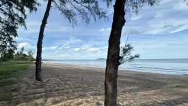 Land for sale in Phong Prasat, Prachuap Khiri Khan
