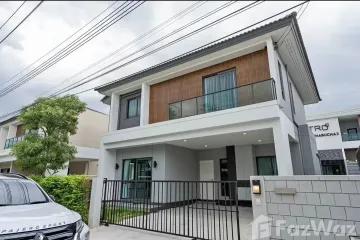 4 Bedroom House for rent in Tha Kham, Bangkok