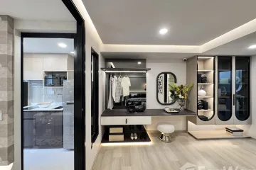 2 Bedroom Condo for sale in Life JJ Interchange, Sam Sen Nai, Bangkok near BTS Saphan Kwai