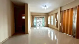3 Bedroom House for sale in Pawarisa Village, San Sai Luang, Chiang Mai