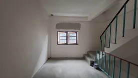 3 Bedroom Townhouse for sale in Baan Amornchai 4, Samae Dam, Bangkok