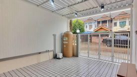 3 Bedroom Townhouse for sale in The Emerald Park, Phimon Rat, Nonthaburi