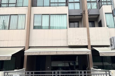 3 Bedroom Townhouse for sale in Baan Klang Muang Ladprao-Serithai, Khan Na Yao, Bangkok near MRT Rat Phatthana