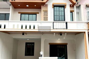 3 Bedroom Townhouse for sale in Cattleya Village, Nong Chom, Chiang Mai