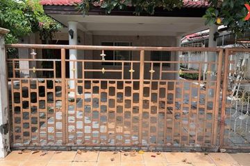 2 Bedroom House for sale in Sam Wa Tawan Tok, Bangkok