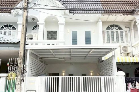 3 Bedroom Townhouse for sale in Baan Sena Villa 9, Tha Raeng, Bangkok