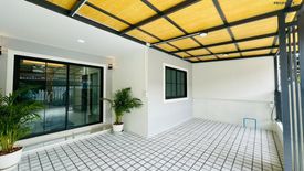 2 Bedroom Townhouse for sale in Mu Ban Bua Thong 4, Phimon Rat, Nonthaburi