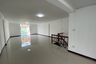 1 Bedroom Commercial for sale in Chang Khlan, Chiang Mai