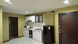 2 Bedroom Condo for rent in Noble Refine, Khlong Tan, Bangkok near BTS Phrom Phong