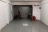 2 Bedroom Commercial for rent in Hua Mak, Bangkok near MRT Si Kritha
