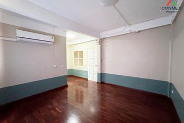 5 Bedroom Townhouse for rent in Varathorn Ville, Suan Luang, Bangkok