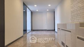 2 Bedroom Condo for sale in Palm Suites Condominium, Chom Phon, Bangkok near MRT Huai Khwang