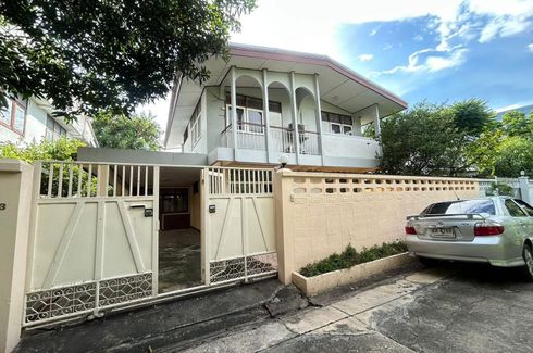 3 Bedroom House for rent in Ban Kasemsamran 2, Phra Khanong Nuea, Bangkok