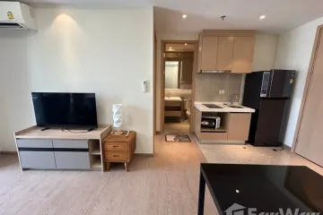 1 Bedroom Condo for rent in Regal Condo Sathorn - Naradhiwas, Thung Maha Mek, Bangkok