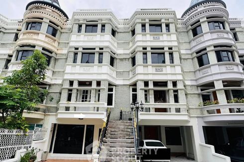 4 Bedroom Townhouse for rent in Moo Baan Chicha Castle, Khlong Toei Nuea, Bangkok near MRT Phetchaburi
