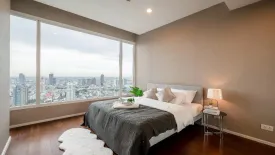 2 Bedroom Condo for sale in Menam Residences Condominium, Wat Phraya Krai, Bangkok