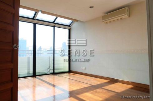 5 Bedroom Condo for sale in Beverly Hills Mansion, Phra Khanong Nuea, Bangkok near BTS Ekkamai