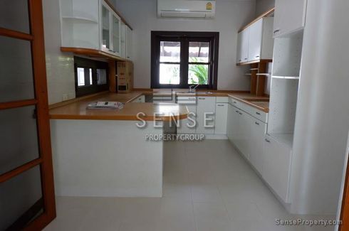 4 Bedroom House for rent in Phra Khanong Nuea, Bangkok near BTS Ekkamai