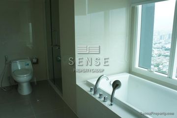 3 Bedroom Condo for rent in Wat Phraya Krai, Bangkok