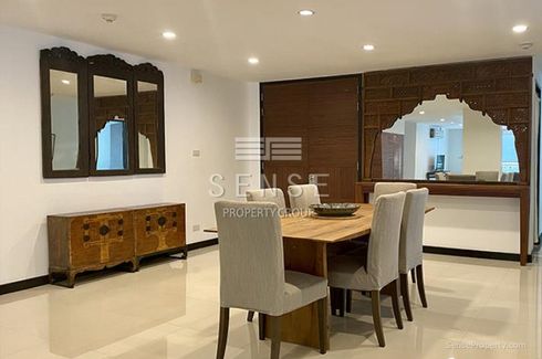 5 Bedroom Condo for sale in Khlong Tan Nuea, Bangkok near BTS Ekkamai