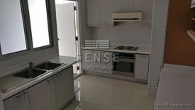 3 Bedroom Condo for rent in Krungthep Thani Tower, Khlong Tan, Bangkok near BTS Phrom Phong