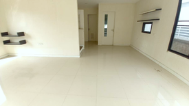 4 Bedroom House for sale in Samae Dam, Bangkok