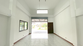 3 Bedroom Commercial for sale in Chang Phueak, Chiang Mai