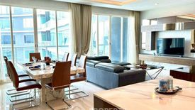 3 Bedroom Condo for rent in Wat Phraya Krai, Bangkok