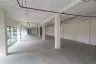 Commercial for rent in BB Building, Khlong Toei Nuea, Bangkok near MRT Phetchaburi