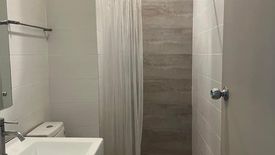 Condo for rent in Huai Khwang, Bangkok near MRT Huai Khwang