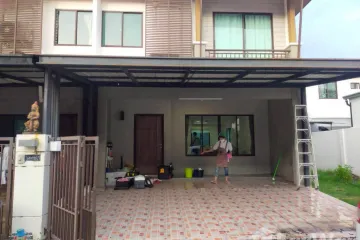 3 Bedroom Townhouse for rent in Pruksaville 73 Pattanakarn, Suan Luang, Bangkok