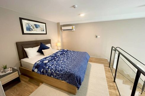 1 Bedroom Condo for sale in Blossom Condo @ Sathorn-Charoenrat, Yan Nawa, Bangkok near BTS Surasak