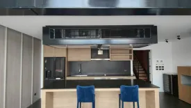 3 Bedroom Condo for rent in Penthouse Condominium 3, Phra Khanong Nuea, Bangkok near BTS Ekkamai