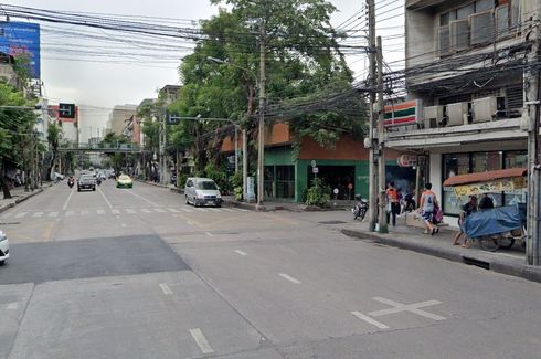 Land for sale in Thanon Phetchaburi, Bangkok near MRT Ratchathewi